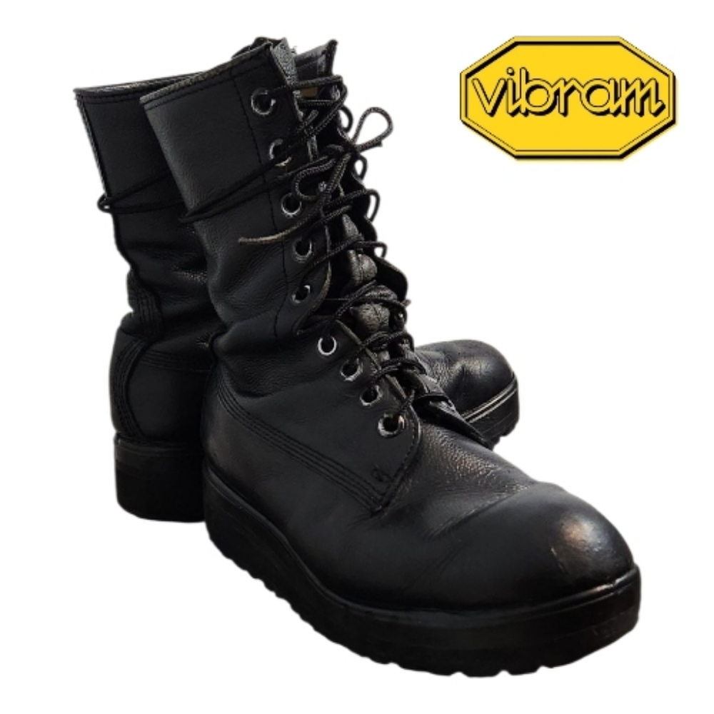 Canadian Forces Vintage MK III Leather Combat Boots W/Vibram Lug Sole - Size 8 E